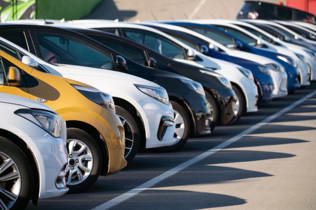 A,Lot,Of,Cars,In,A,Rows.,Used,Car,Sales.